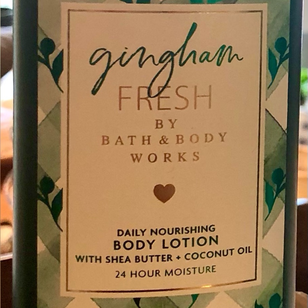 Bath & Body Works Gingham Fresh Body Lotion - Teal and Cream | NEW 8oz Full Size - Picture 3 of 5